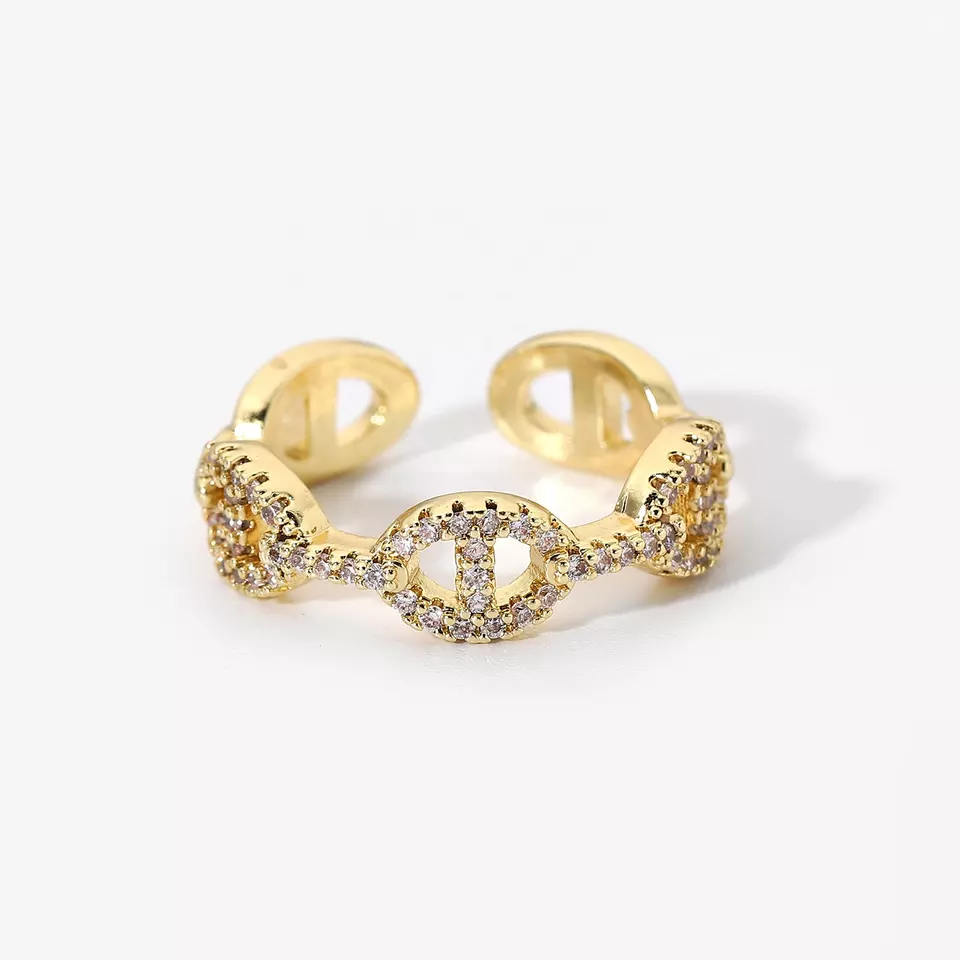 Leya Chain Ring