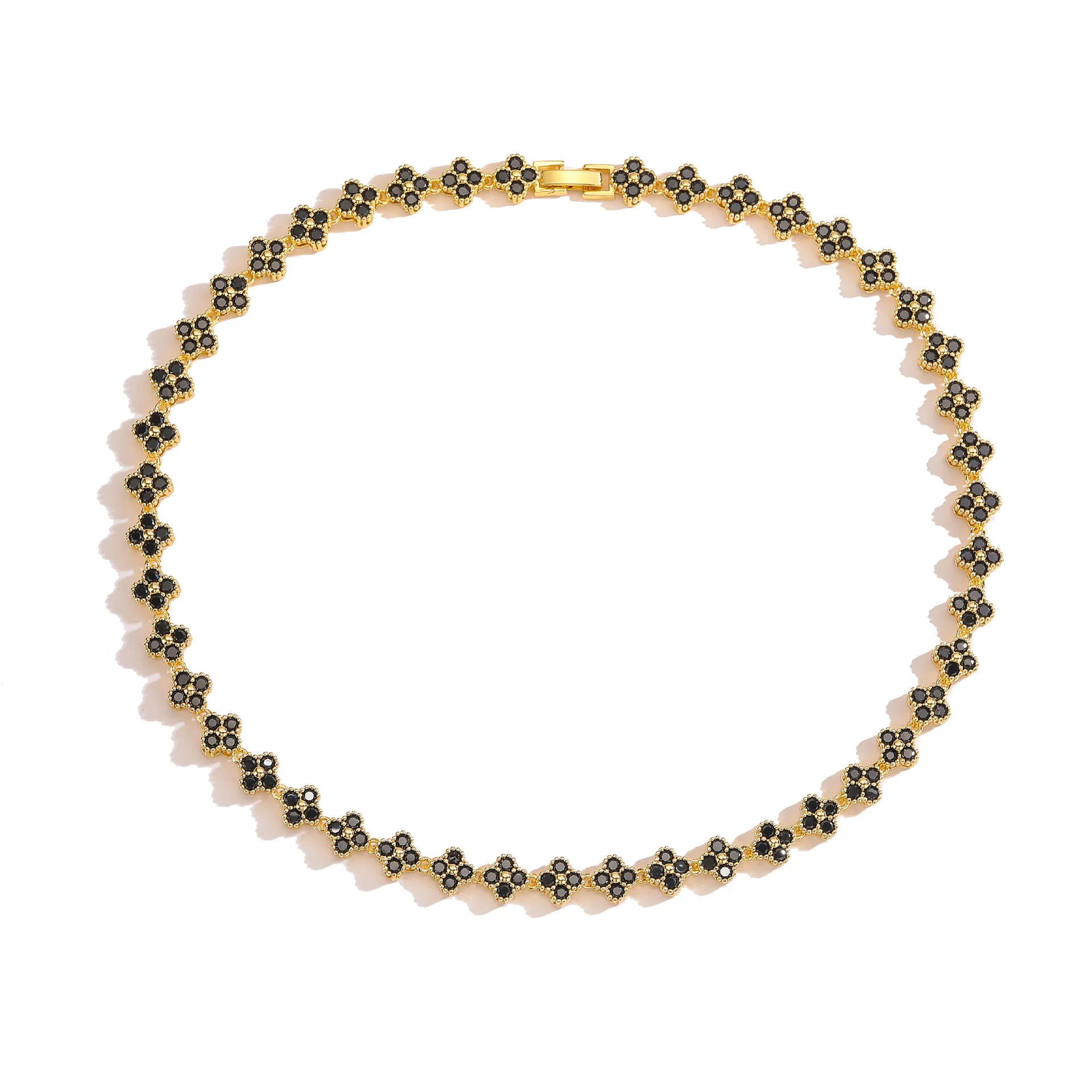 Pearla Deluxe halsband